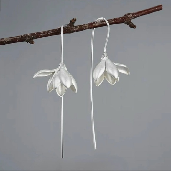 “Blodeuwedd” Orchid Flower Sculpted Feminine Silver Ear Pin Hook Threader Dangle - Picture 2 of 16